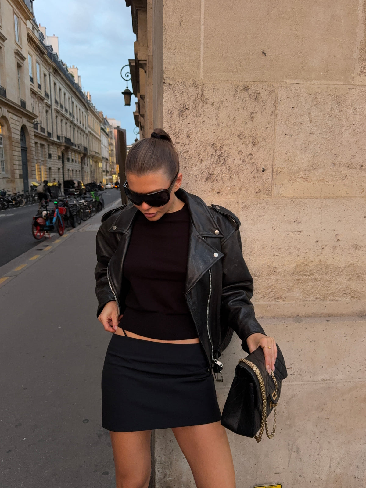Round neck sweater